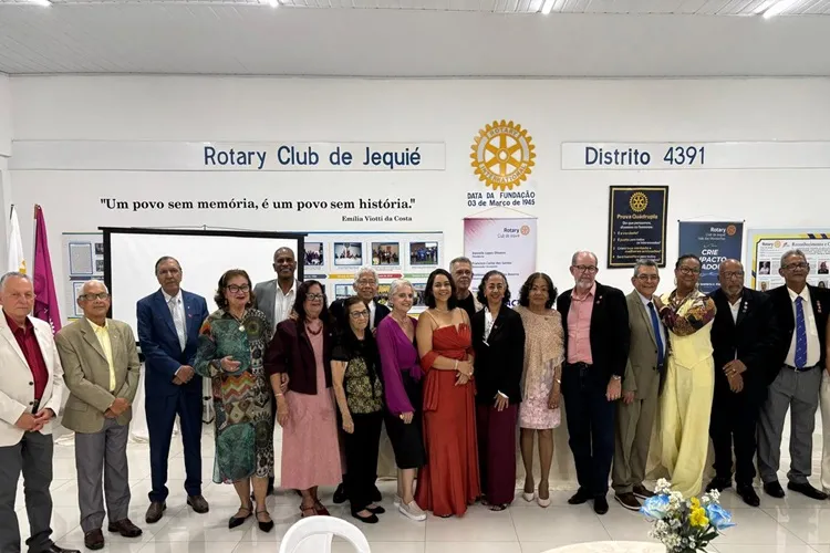Danielle Lopes assume presidência do Rotary Club de Jequié