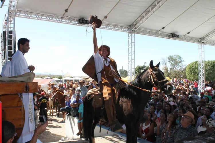 Vaquejada de Lagoa Real comemora 35 anos de tradição reunindo mais de 500 competidores