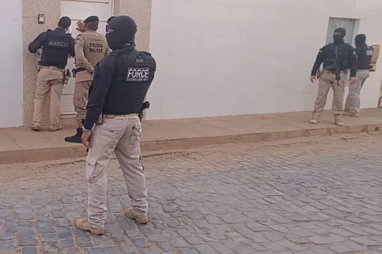 Tenente-coronel da PM é preso acusado de receber propina de milícia armada