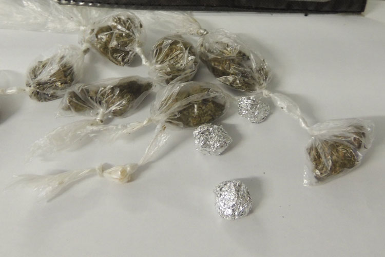 Triste e dura constatação: Crianças de 08 anos já estão na dependência do crack em Brumado