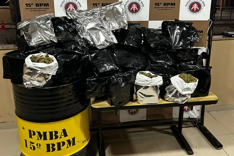 15º BPM apreende 45 kg de maconha em Itabuna