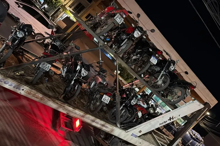 Operação Grau Zero apreende 21 motos durante desfile tradicional em Caetité