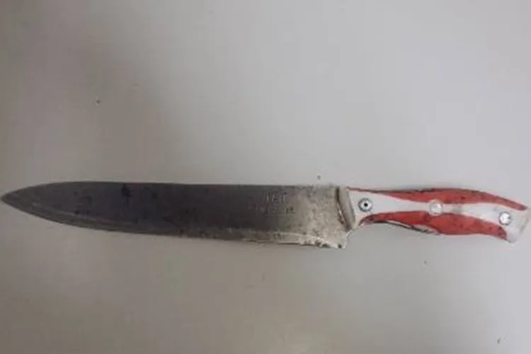 Ex com faca e homem que ameaçou mãe e irmã são detidos em Palmas de Monte Alto e Urandi