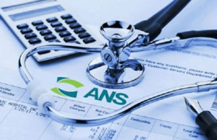 Senado aprova projeto que obriga planos a cobrir tratamentos fora do rol da ANS