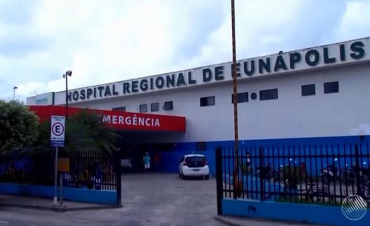 Eunápolis: Homem morre em confronto com policiais após fazer mulher e bebê reféns