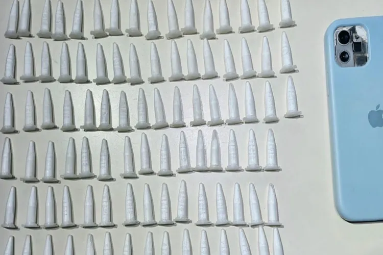 29ª CIPM fecha ponto de tráfico e apreende mais de 100 pinos de cocaína em Ibitiara