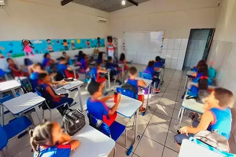 MP alerta Carinhanha, Feira da Mata, Iuiu e Malhada contra flexibilização do calendário escolar