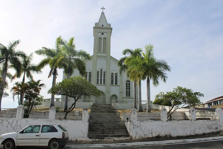 Justiça condena Condeúba por poluição em Rio Gavião e manda fechar matadouro