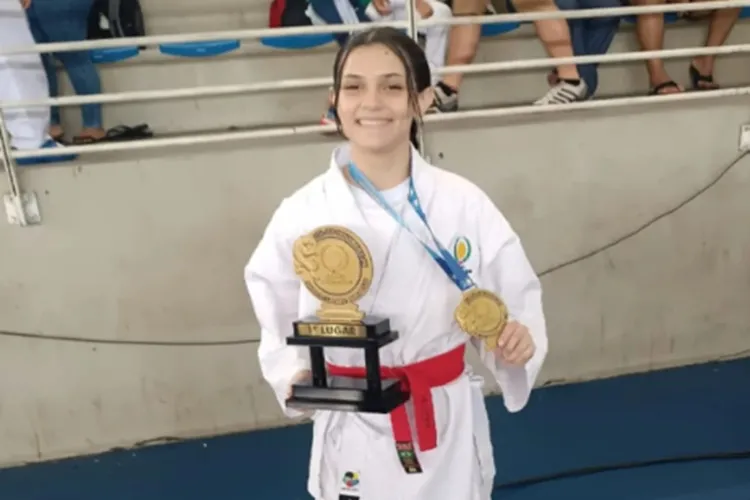 Atleta de Guanambi conquista três medalhas no Panamericano de karatê