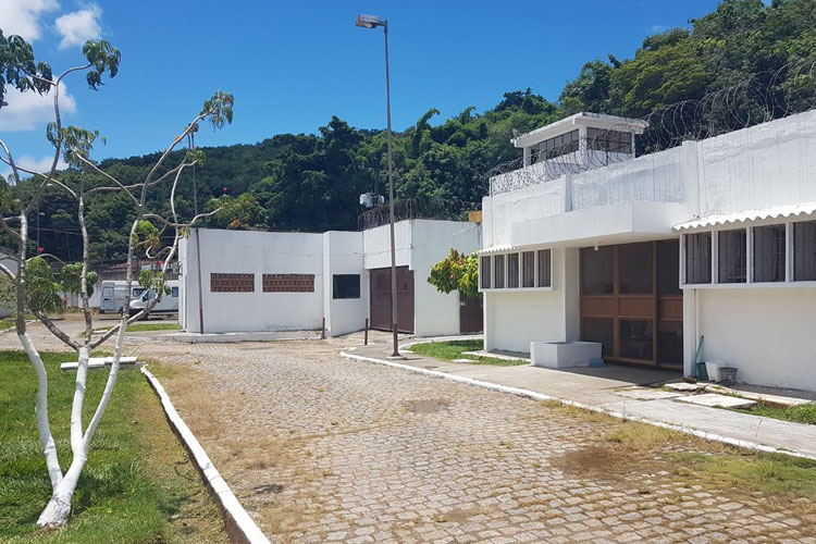 Presos usam lençóis para fugir do presídio no sul da Bahia