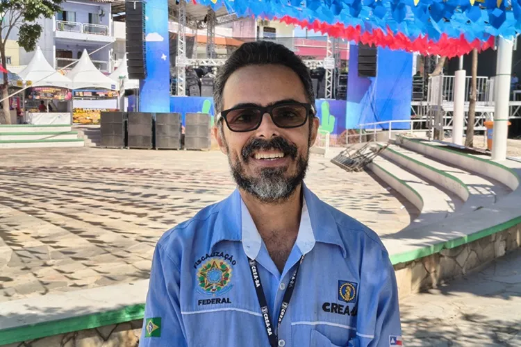 Crea faz vistoria técnica na montagem da estrutura da festa de aniversário de Brumado