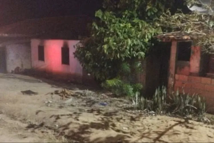 Mãe e três filhas morrem após casa pegar fogo em Itapebi