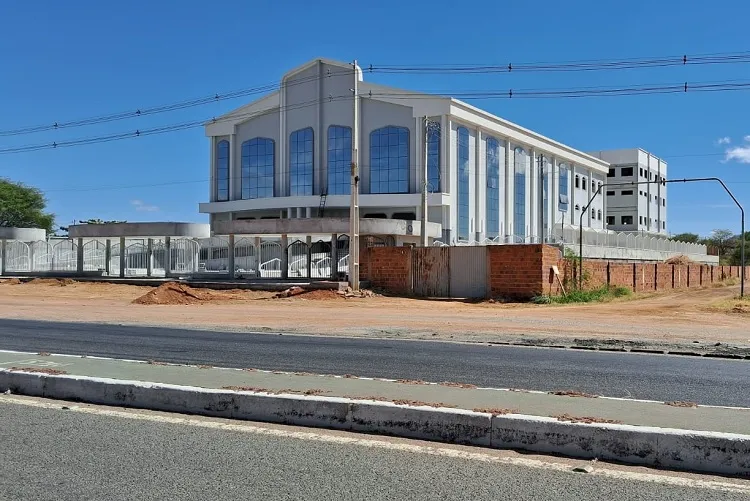 Guanambi: Maior sede da Congregação Cristã no interior baiano entra em fase de acabamento