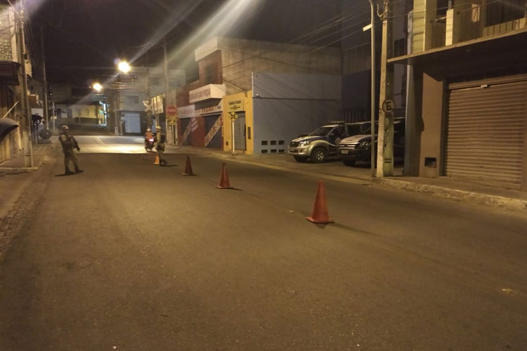 Brumado: Embriagado, homem derruba cones sinalizadores em blitz e é preso