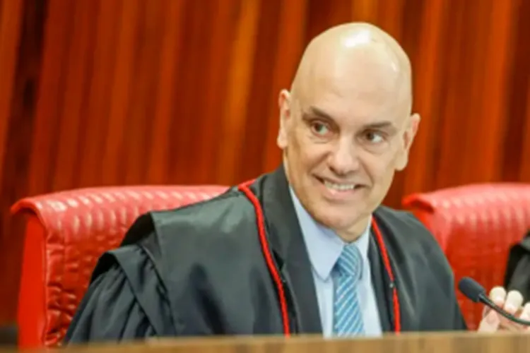 Alexandre de Moraes se despede da presidência do TSE após dois anos no cargo