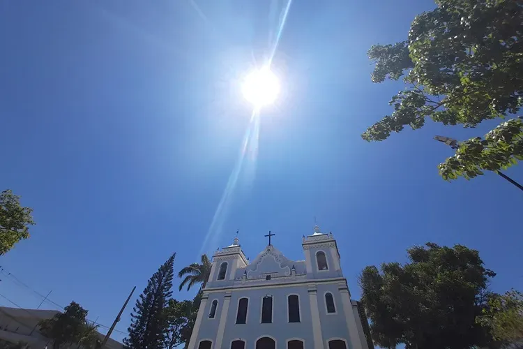Tempo seco e radiação UV no limite colocam o oeste e o norte da Bahia sob aviso