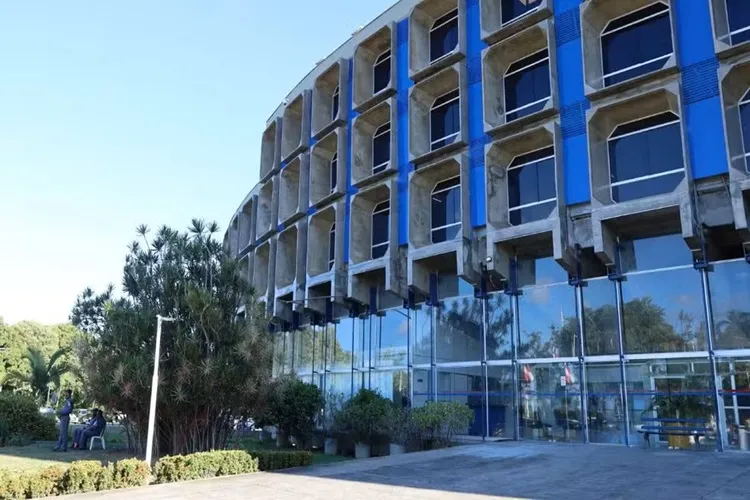 Setre oferece vagas temporárias com salários de R$ 3,8 mil em Brumado