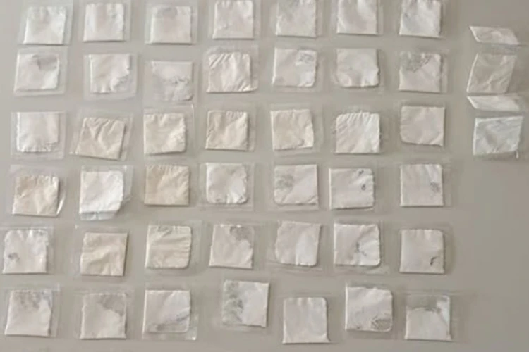 4ª CIPM prende suspeito por tráfico de drogas e apreende motocicleta em Macaúbas