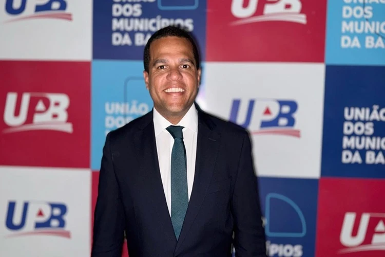 Castro Alves: Ex-prefeito ganha aval do governador para criar Federação do Grau