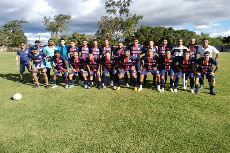 Vila e Magnesita ficam no empate pelo campeonato brumadense de futebol