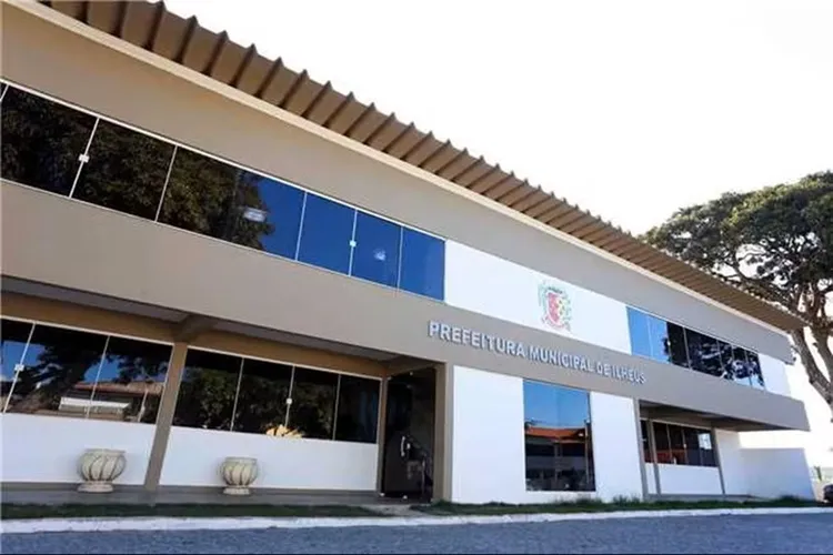 Servidora de Ilhéus é exonerada de função após pedir que petistas não recebam ajuda