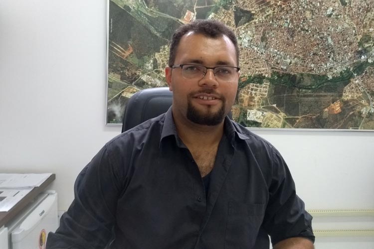 Brumado: Prefeito apresenta novo secretário de infraestrutura