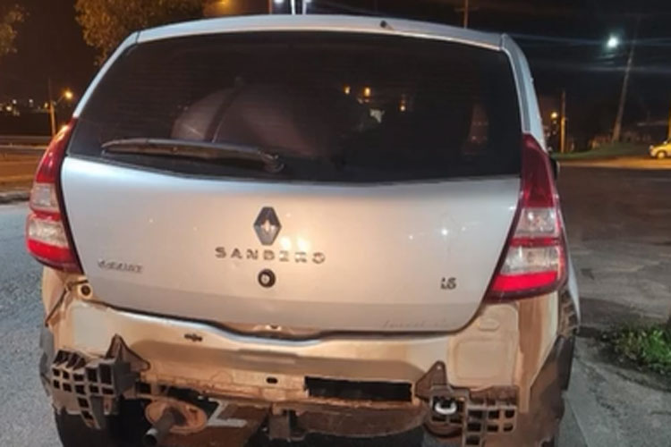 Homem é preso após polícia achar 17kg de cocaína em compartimento falso de carro na BR-116