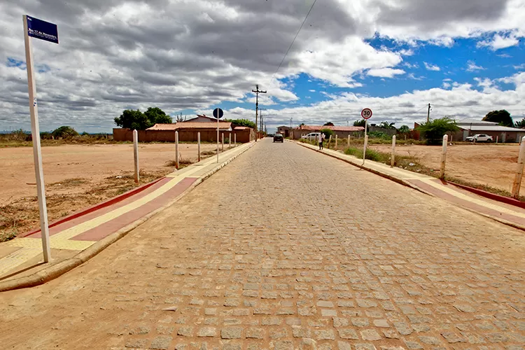 Governo entrega sistema de esgotamento sanitário e diversas obras em Rio do Pires