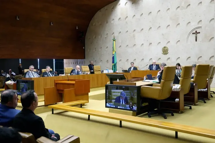 STF forma maioria para manter nomeação de parentes em cargos políticos