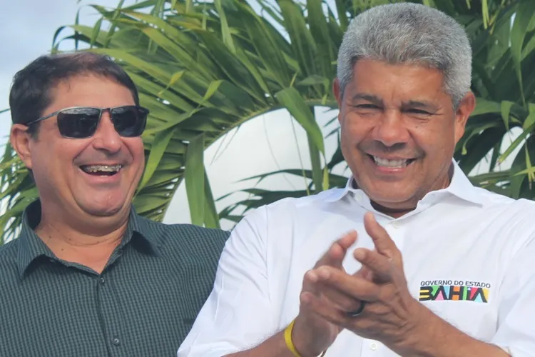 Jerônimo Rodrigues e Beto de Preto Neto entregam obras em Malhada de Pedras