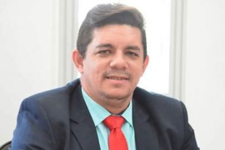 Presidente da Câmara de Ibotirama e PM são presos acusados de homicídio