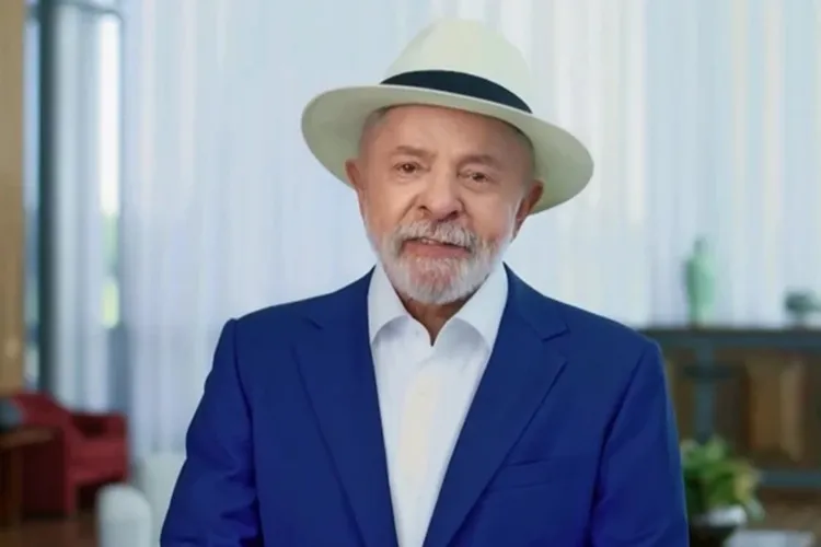 Lula inicia radioterapia preventiva após retirada de câncer de pele