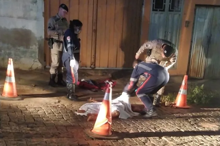 Homem que furtou drogas em boca de fumo é morto a tiros em Ibiassucê, diz PM