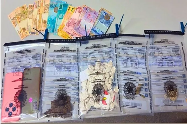 Casal é preso com drogas, munições e mais de R$ 2 mil em Palmas de Monte Alto