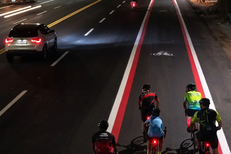 Brumado ganha primeira ciclovia da cidade com 2,7 km na Avenida Agnelo Azevedo