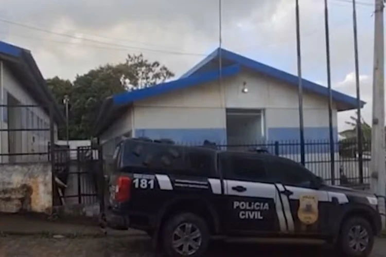 Homem é preso em flagrante após manter companheira e filhos em cárcere privado