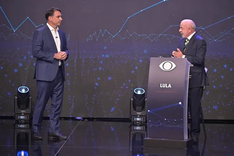Quaest: Flávio tem 45%, e Lula, 44%; distância cai a quatro dias do 2º turno
