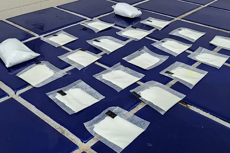 2ª CIPRv apreende entorpecentes durante abordagem na zona rural de Brumado