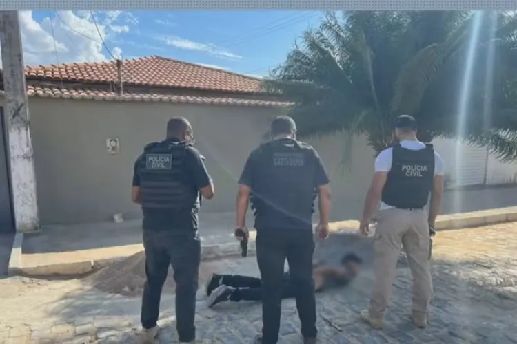 Suspeito de matar homem a facadas dentro de bar é preso em Santa Maria da Vitória