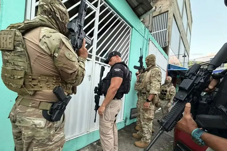 Nove advogados são presos durante operação contra facções que atuam de dentro de presídios