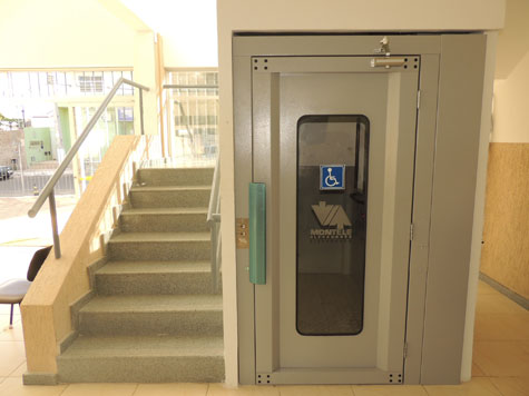 Brumado: Elevador já foi instalado no Fórum Dr. Duarte Moniz