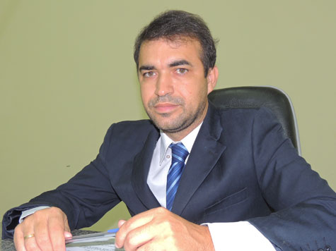 Brumado: Presidente da Câmara diz ser a favor do fim do recesso de julho