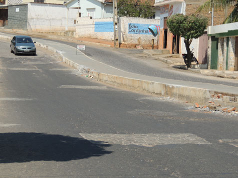 Brumado: Criança e avó ficam na mira de revólver durante assalto