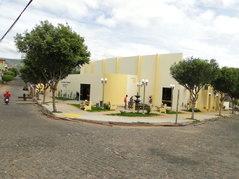 Brumado: Sessão extra que votaria reformulação administrativa foi cancelada