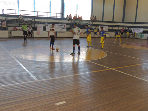 Brumado: Com duas derrotas na semifinal, o Feirense está fora do campeonato de futsal