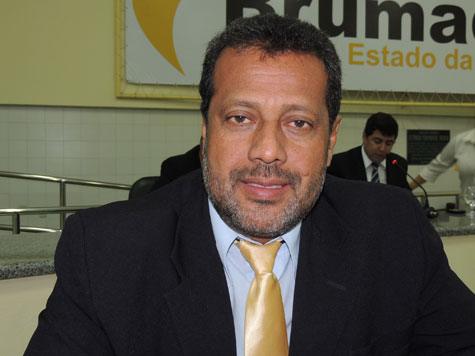 Vereador Édio Pereira parabeniza os trabalhadores