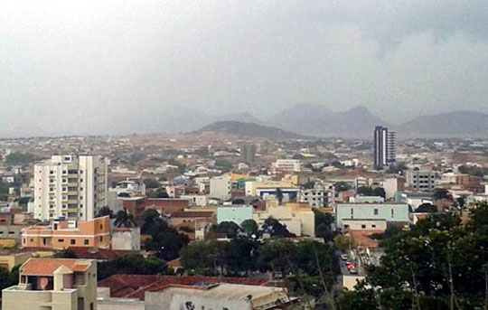 Homem aplica golpe e causa prejuízos em mais de R$ 10 mil no comércio de Guanambi