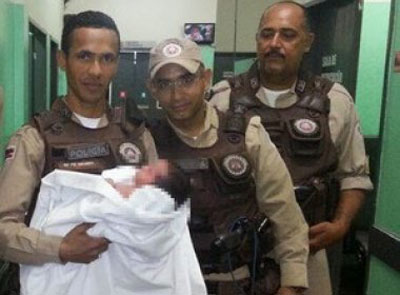 Ibotirama: Bebê é abandonado debaixo de árvore