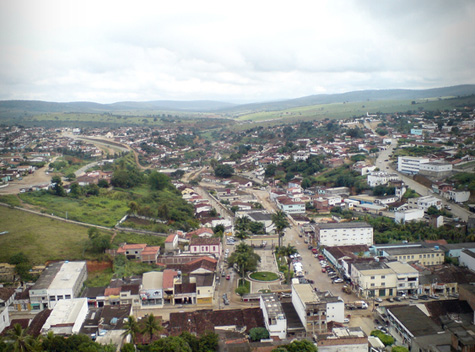 Jaguaquara: Homem agride criança de três anos com golpes de facão