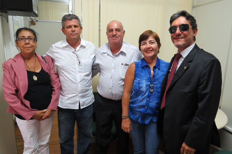 Brumado: João Bonfim viabiliza trator para comunidades de Baixa da Baraúna, Junco e Umbuzeiro